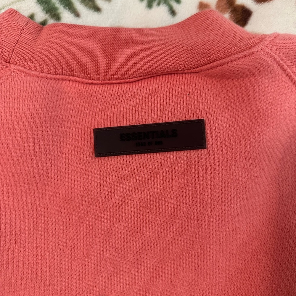 Essentials crew neck. Orange - Picture 7 of 7